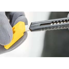 Stanley 0-10-151 Nóż plastikowy, ostrze łamane 18mm