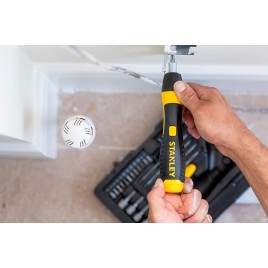 Stanley 0-63-038 Wkrętak pistoletowy z grzechotką z zestawem końcówek, 40 sztuk