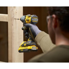 Stanley SFMCF830B FatMax Zakrętarka udarowa 1/4" (18V/bez akumulatora i ładowarki)