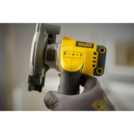 Stanley SFMCM300B FatMax V20 Bezszczotkowa multipilarka 76mm (18V/bez aku i ładowarki)