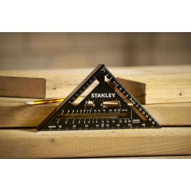 Stanley STHT46101-0 Regulowany aluminiowy kątownik ciesielski 180mm