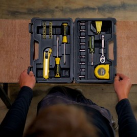 Stanley STMT0-74864 Zestaw narzędzi i akcesoriów, 51 elementów, w walizce